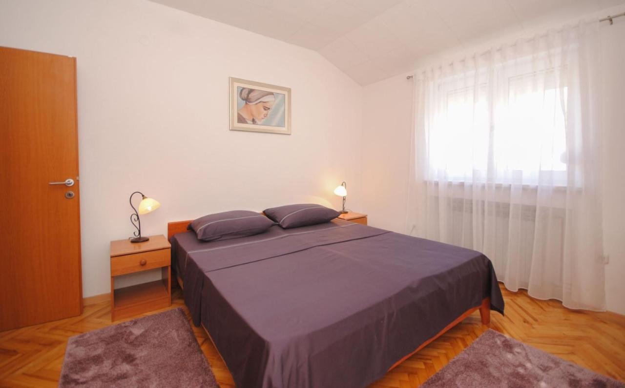 Apartment Tina โปดสตรานา ภายนอก รูปภาพ