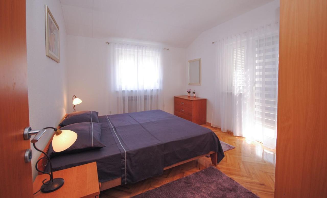 Apartment Tina โปดสตรานา ภายนอก รูปภาพ