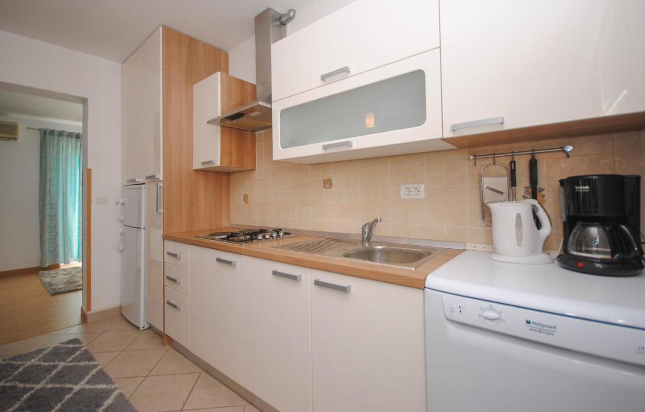 Apartment Tina โปดสตรานา ภายนอก รูปภาพ